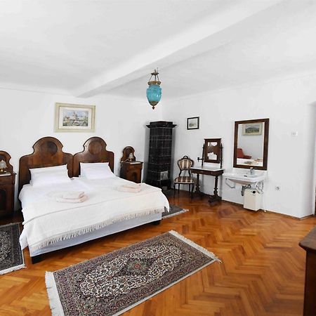 Baroque Villa Near Bled - Resort Vidmar レスツェ エクステリア 写真