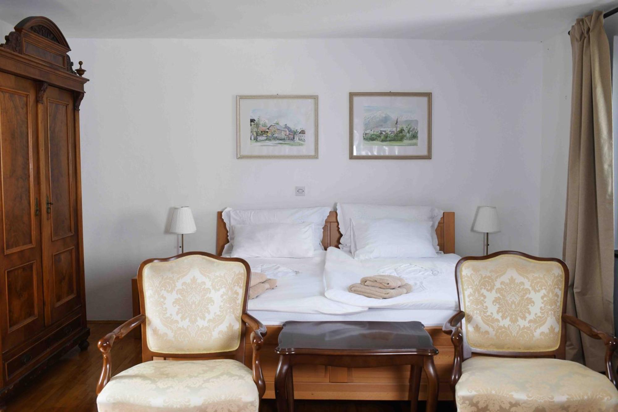 Baroque Villa Near Bled - Resort Vidmar レスツェ エクステリア 写真