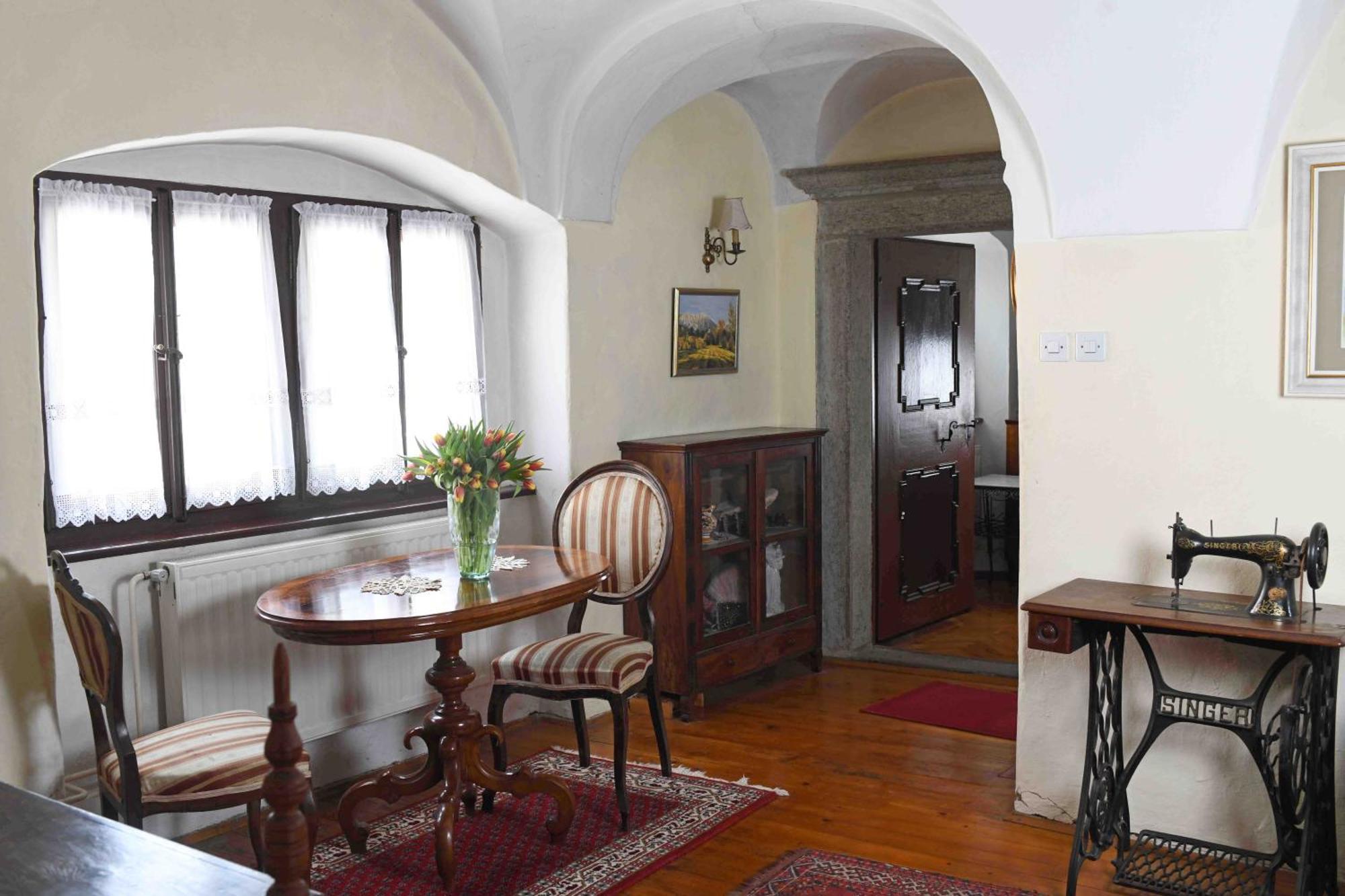 Baroque Villa Near Bled - Resort Vidmar レスツェ エクステリア 写真