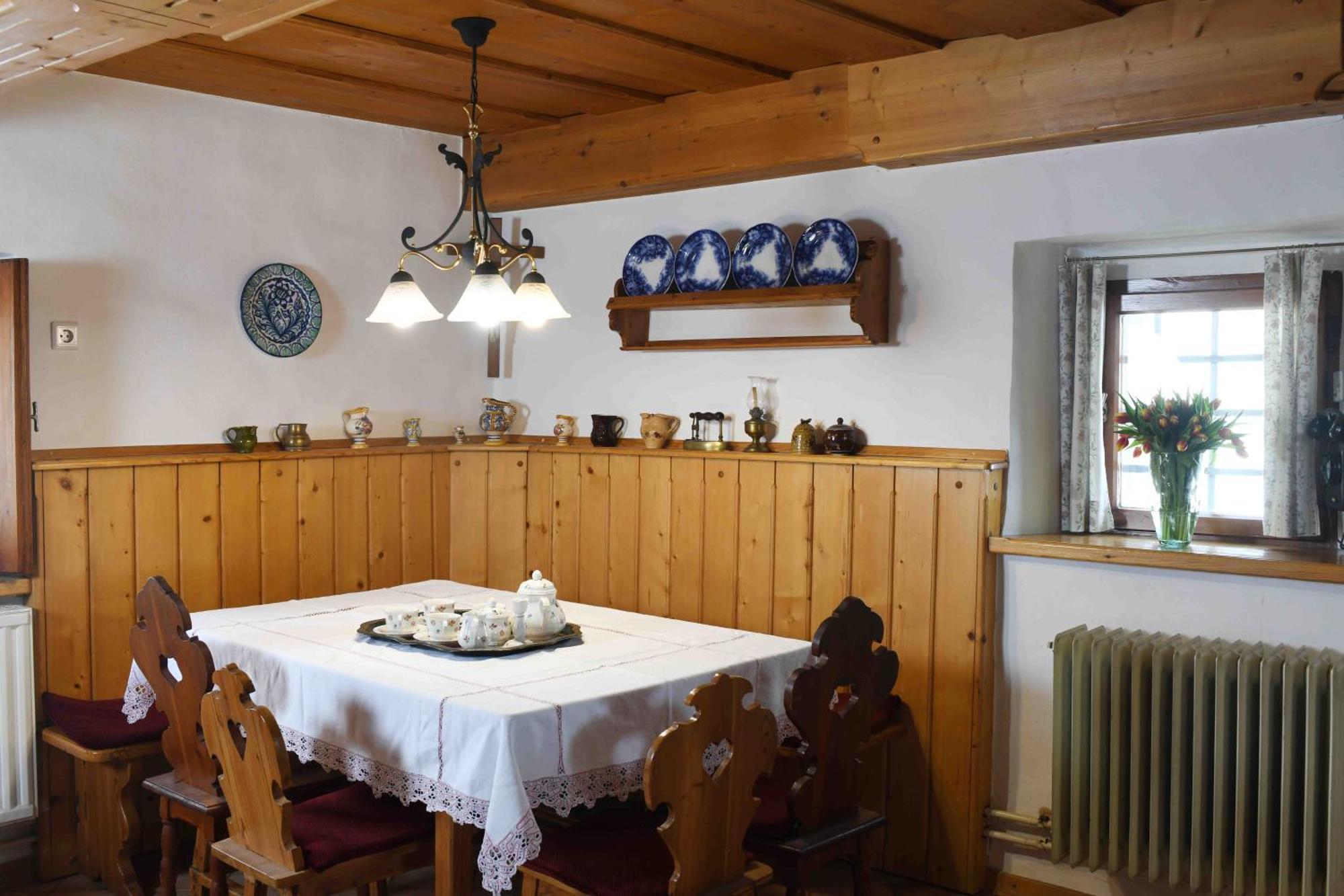 Baroque Villa Near Bled - Resort Vidmar レスツェ エクステリア 写真